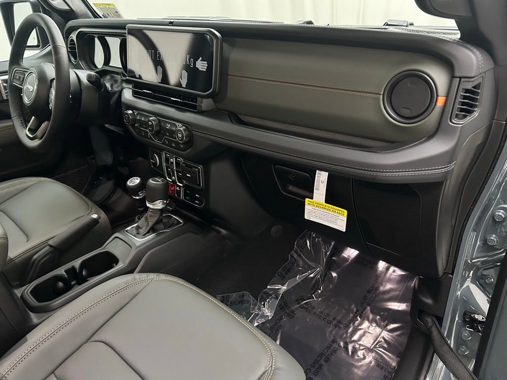 New 2026 Jeep Gladiator Mojave image 17