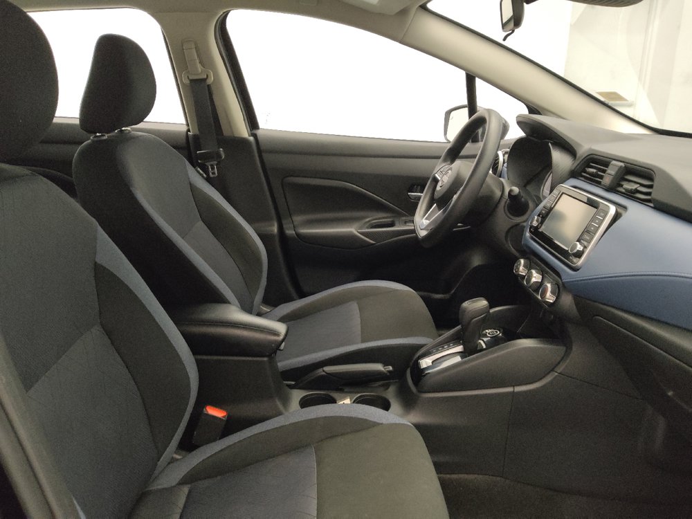 Used 2025 Nissan Versa SV FWD image 21