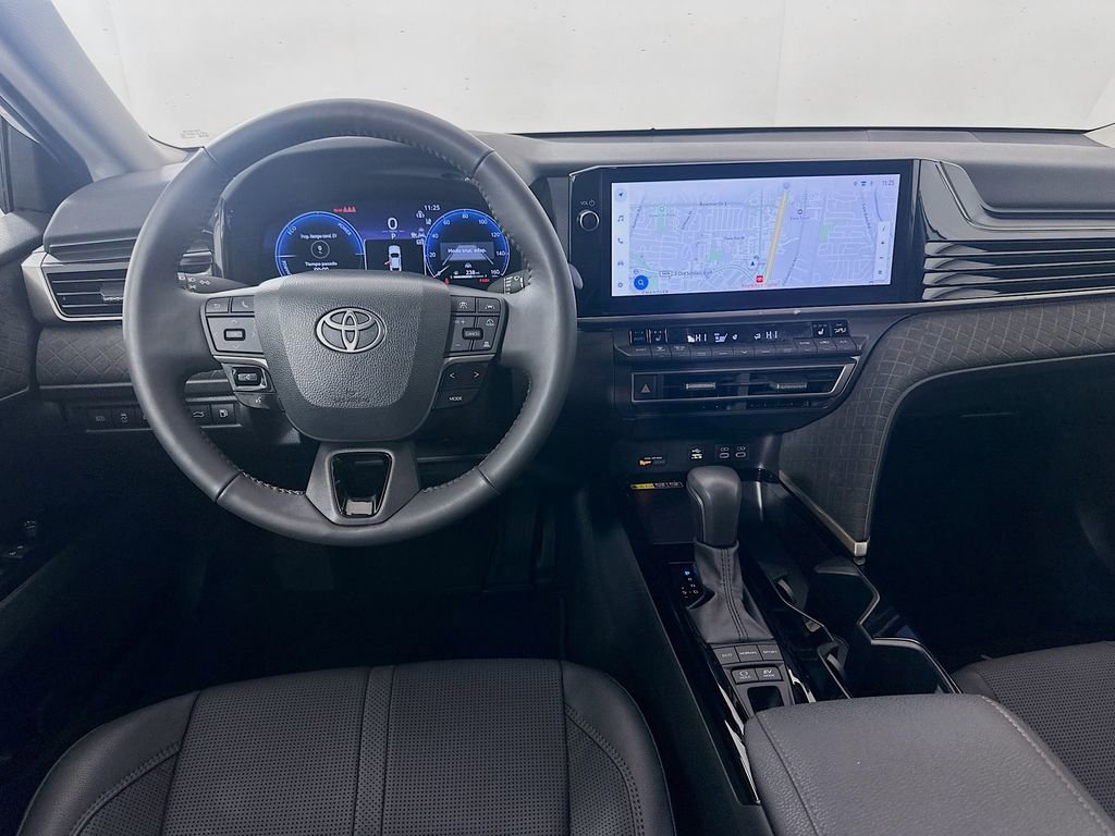 Used 2025 Toyota Camry XLE FWD image 22