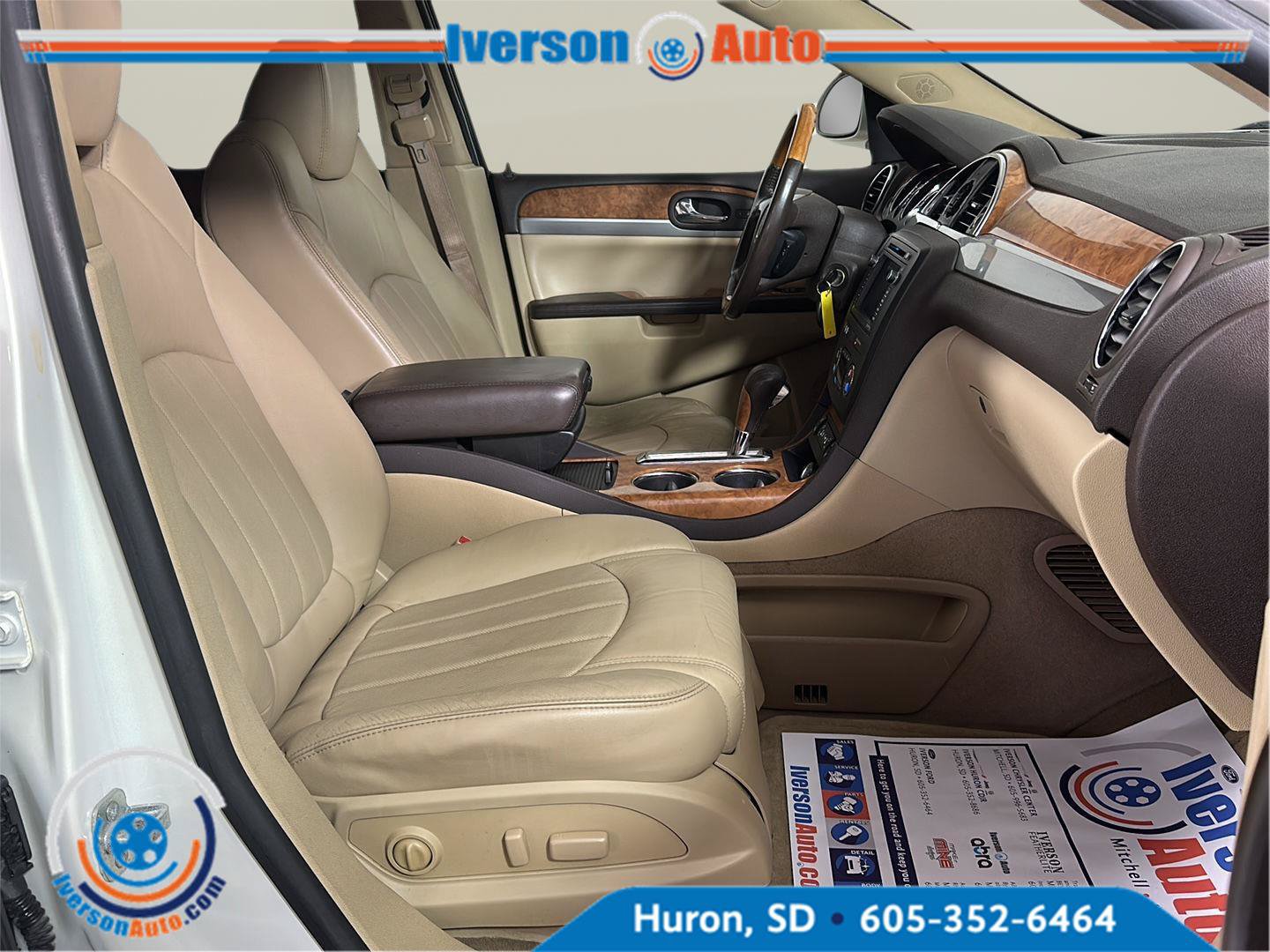Used 2011 Buick Enclave CXL w/ Trailering Provision Package AWD/4WD image 30