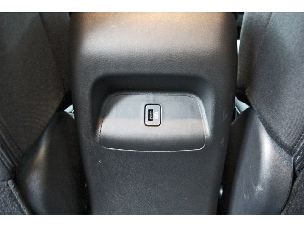 Used 2025 Nissan Sentra SV w/ All-Weather Package FWD image 12