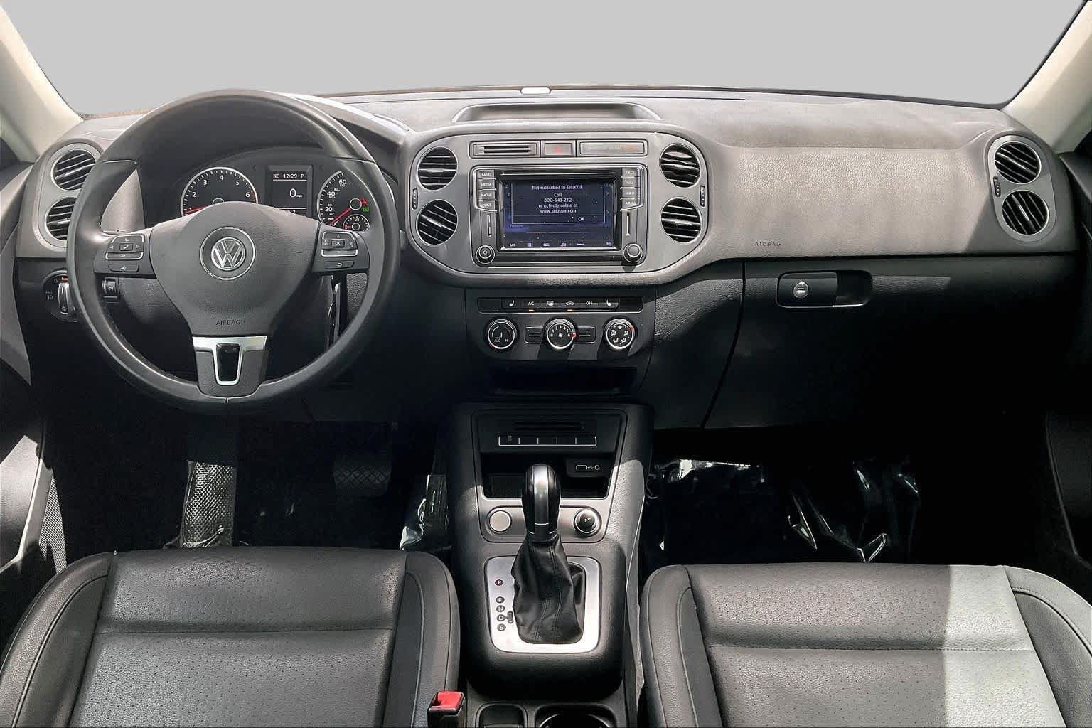 Used 2016 Volkswagen Tiguan SE FWD image 16