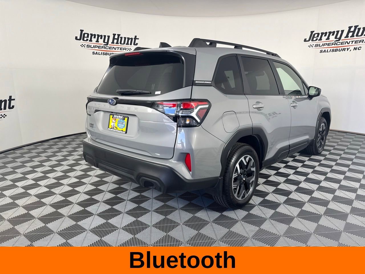 Used 2025 Subaru Forester Premium w/ Convenience Package #1 image 6