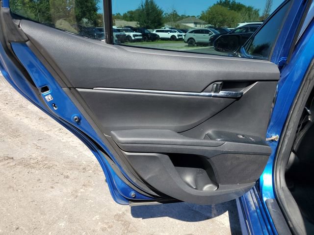 Used 2019 Toyota Camry SE image 13