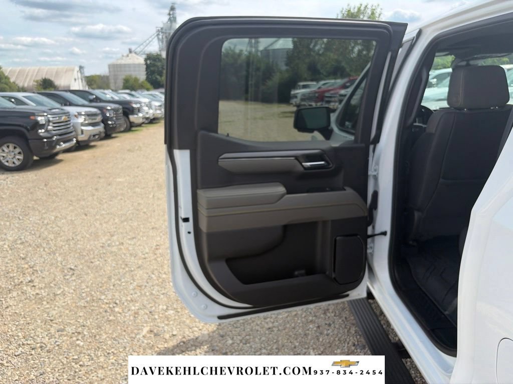 Used 2025 Chevrolet Silverado 1500 ZR2 w/ Technology Package AWD/4WD image 23