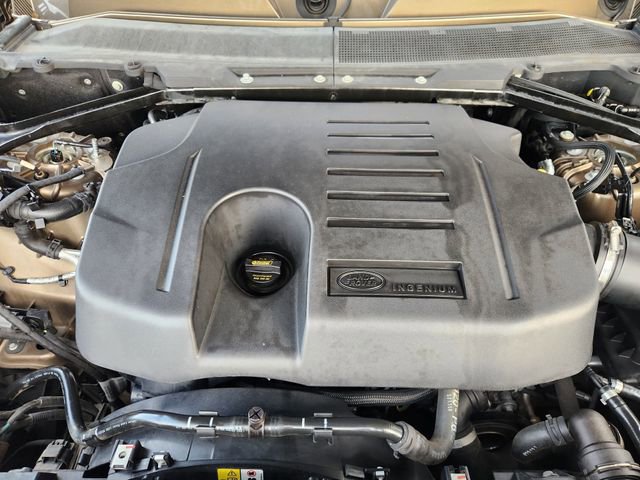 Used 2020 Land Rover Defender 110 SE image 25