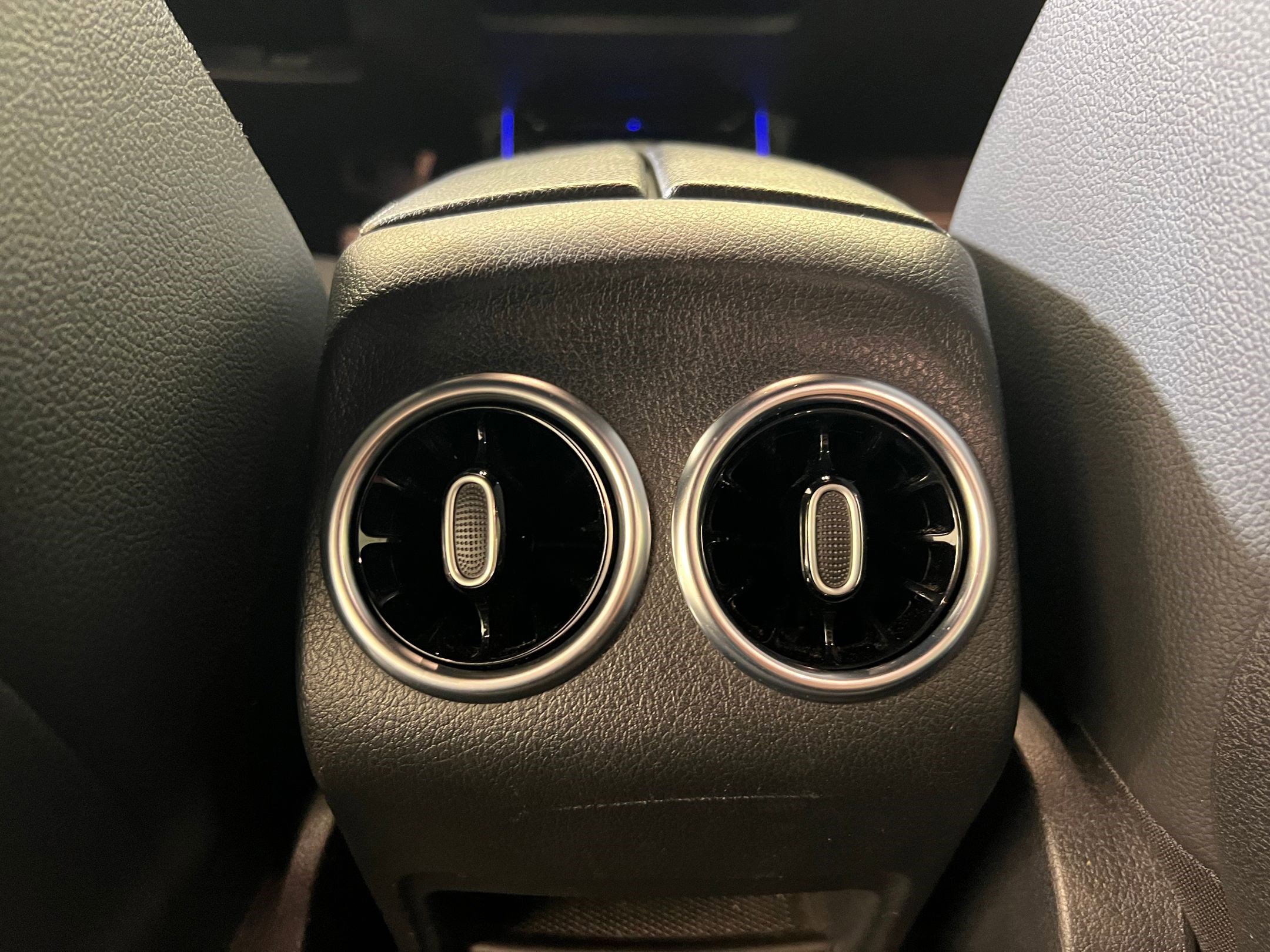 Certified 2021 Mercedes-Benz GLB 250 image 33