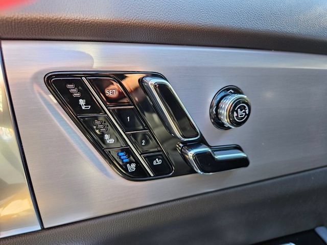 New 2027 Cadillac Vistiq Luxury AWD/4WD image 9