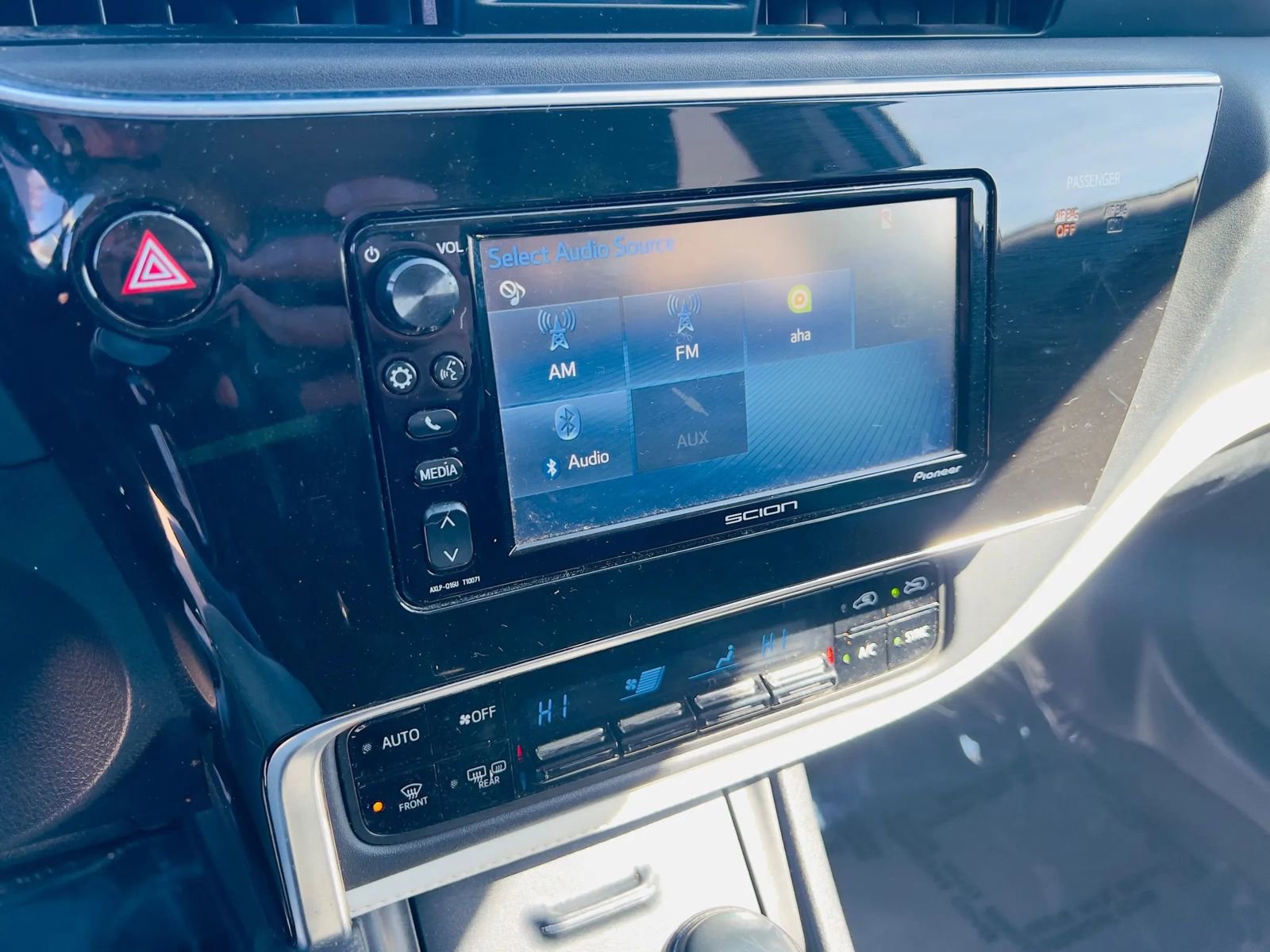 Used 2016 Scion iM image 28