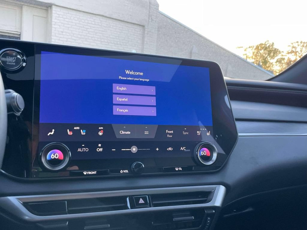 Used 2023 Lexus RX 350 Premium w/ Accessory Package AWD/4WD image 27