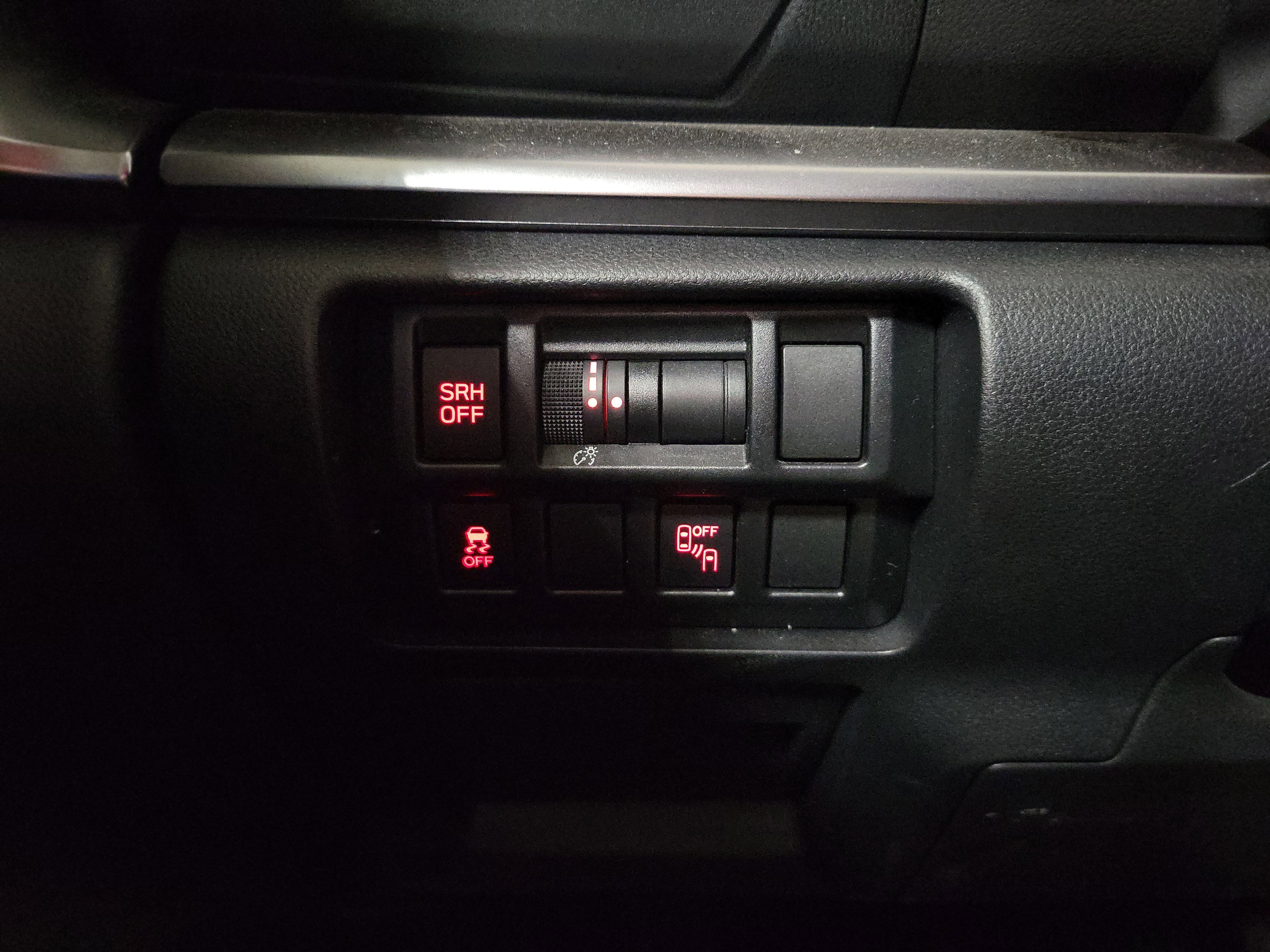 Used 2018 Subaru Crosstrek 2.0i Limited image 23