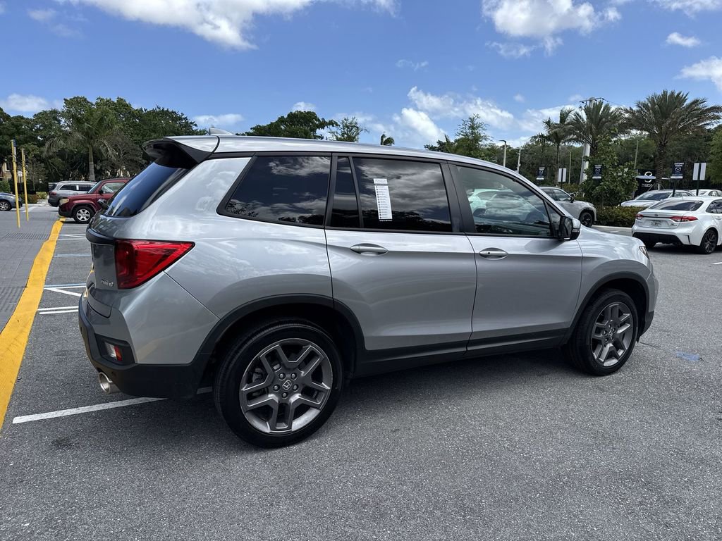 Used 2023 Honda Passport EX-L image 4