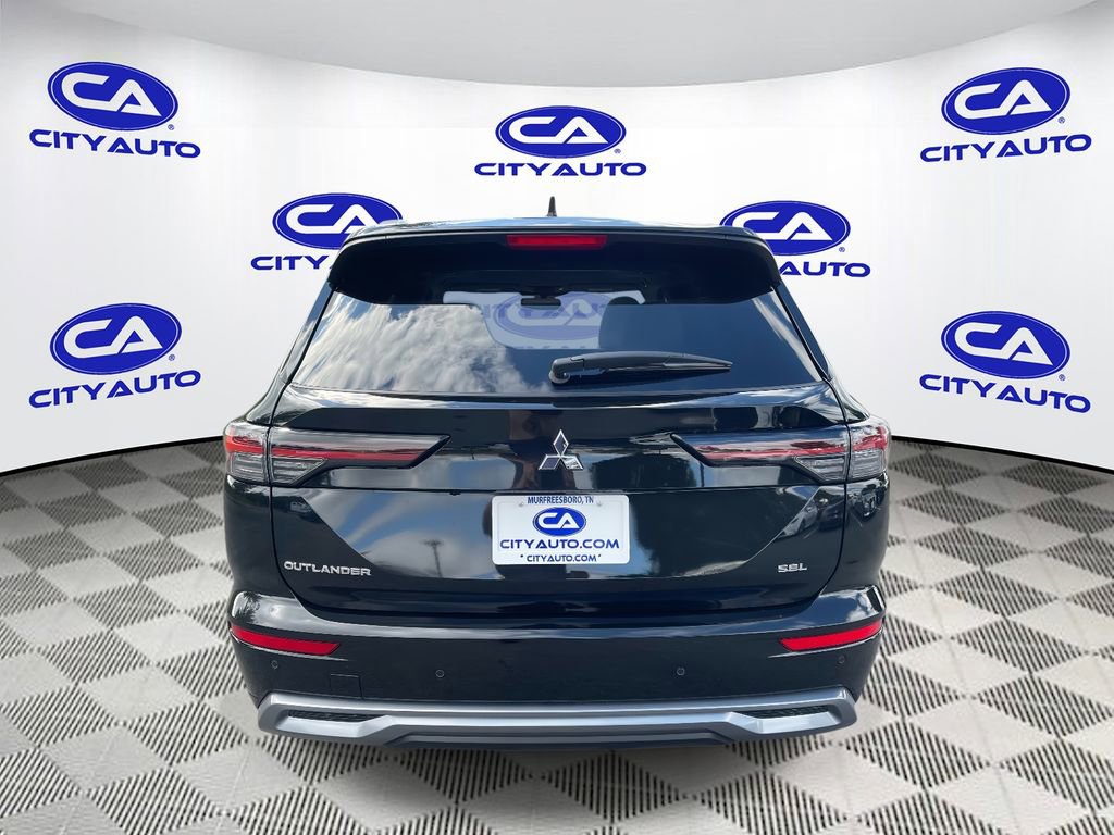 New 2025 Mitsubishi Outlander SEL image 4
