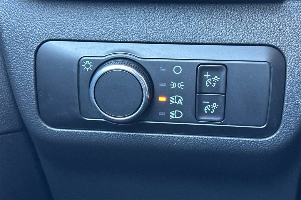 Used 2025 Ford Escape Active image 30