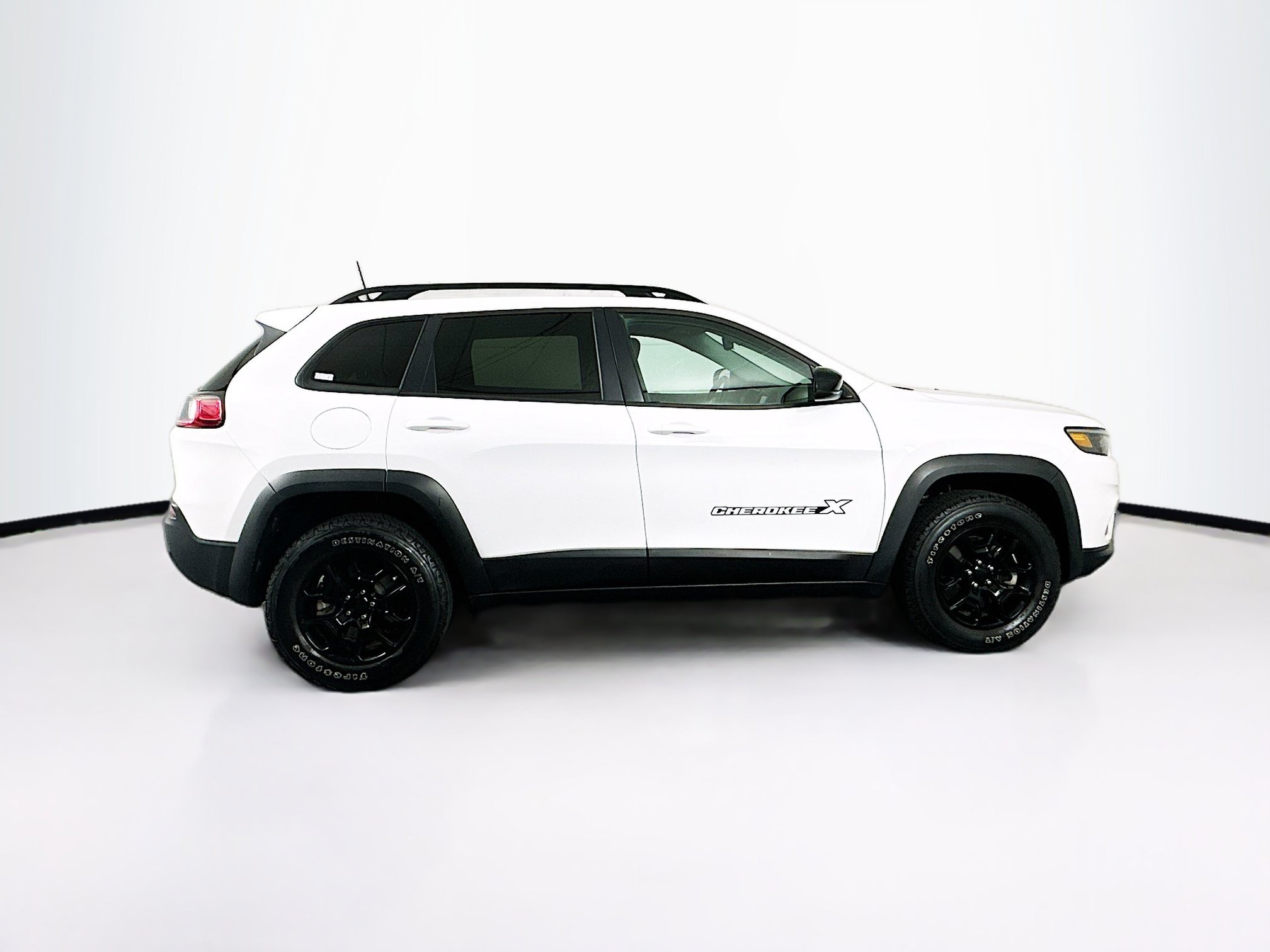 Used 2022 Jeep Cherokee Latitude w/ Sun & Sound Group AWD/4WD image 10
