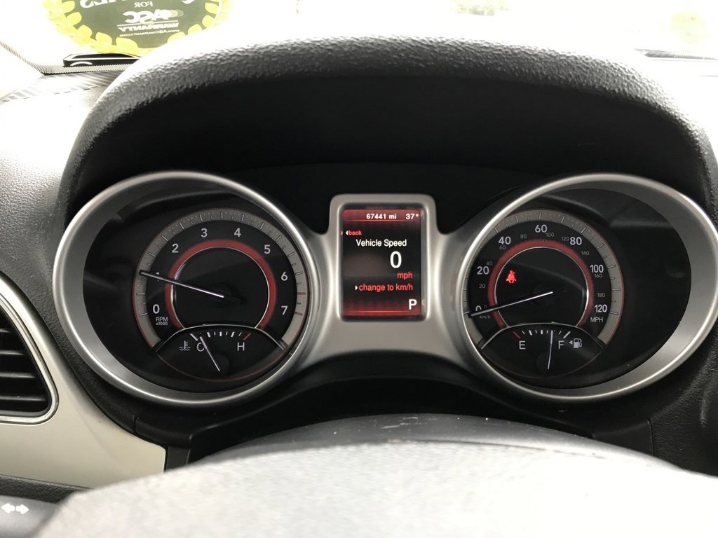 Used 2020 Dodge Journey SE image 13