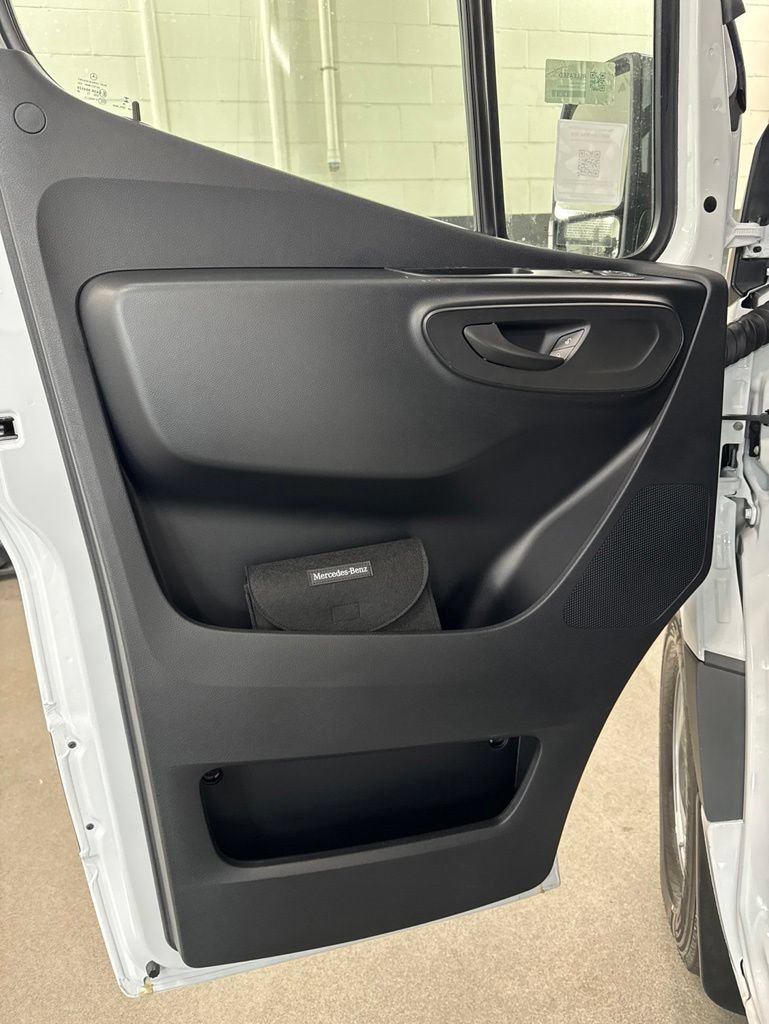 New 2026 Mercedes-Benz Sprinter 2500 image 14
