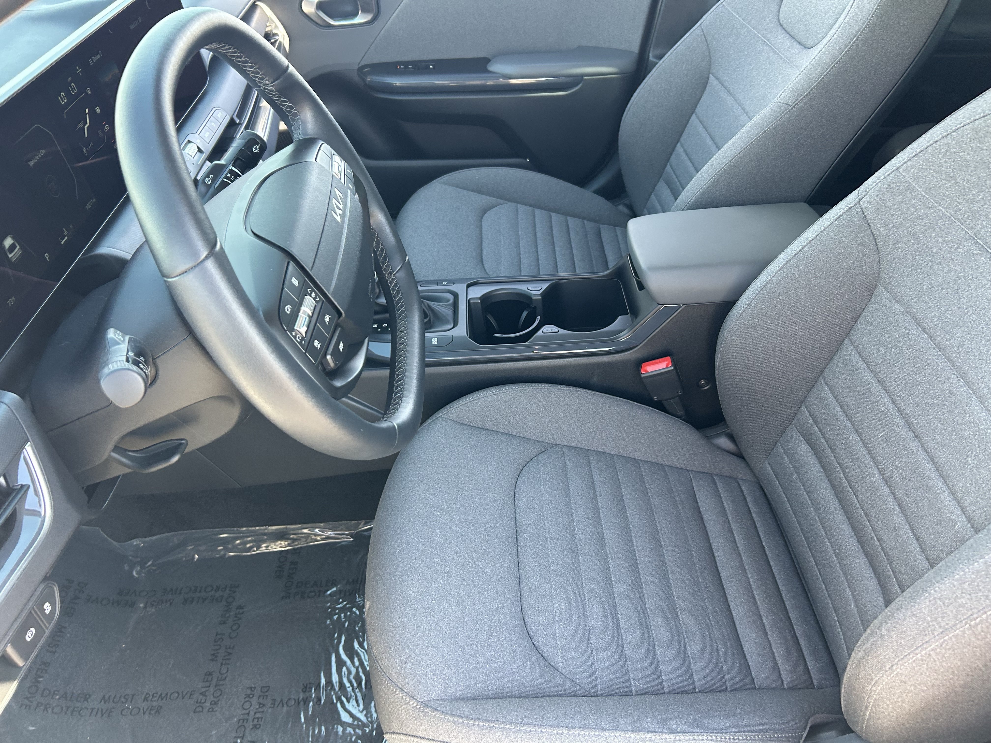 Used 2025 Kia K4 EX FWD image 28