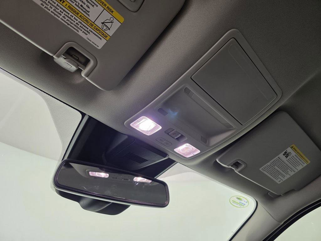 Used 2025 Ford Ranger Lariat w/ Chrome Accent Package image 46