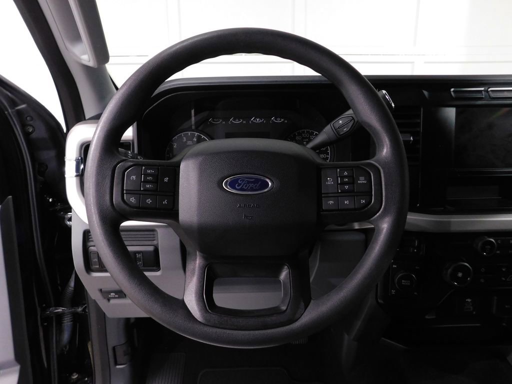 Used 2023 Ford F250 XLT image 44