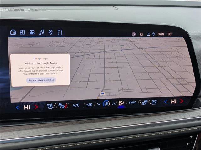 New 2026 Chevrolet Suburban Premier AWD/4WD image 14