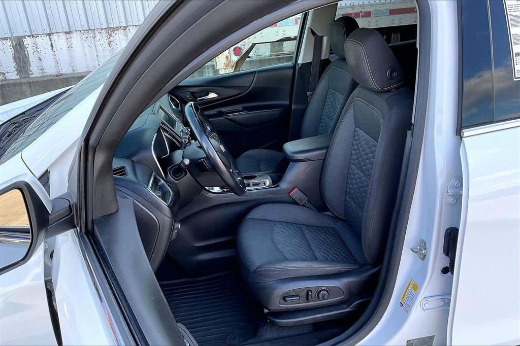 Used 2019 Chevrolet Equinox LT image 25