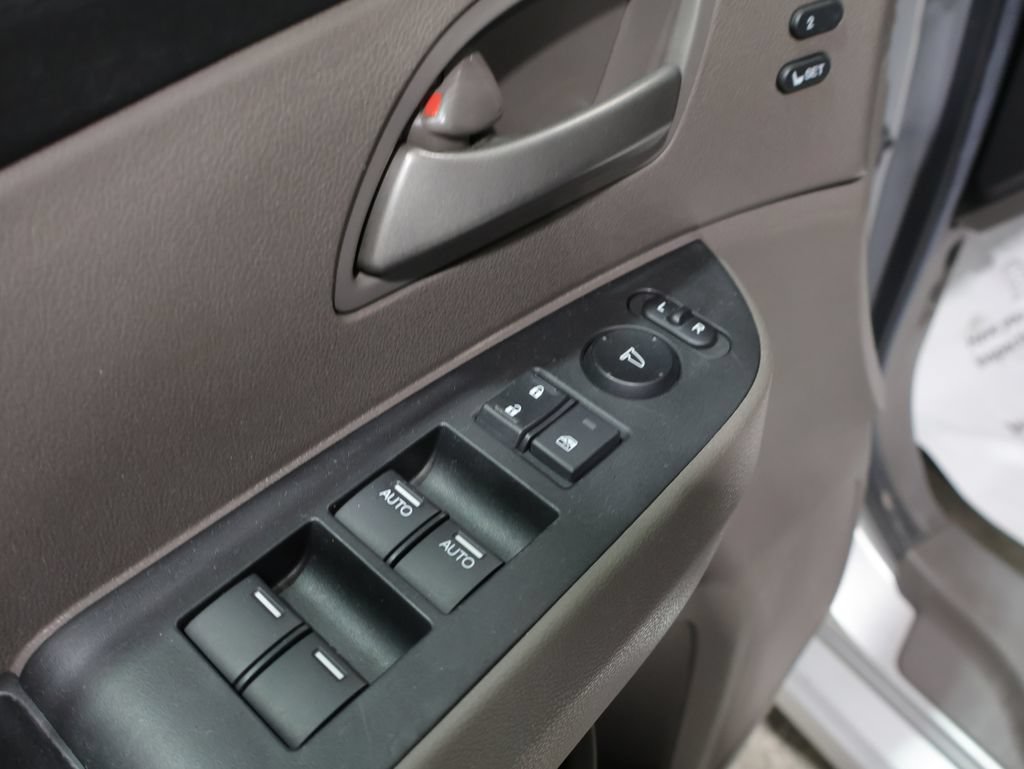 Used 2012 Honda Odyssey Touring image 12