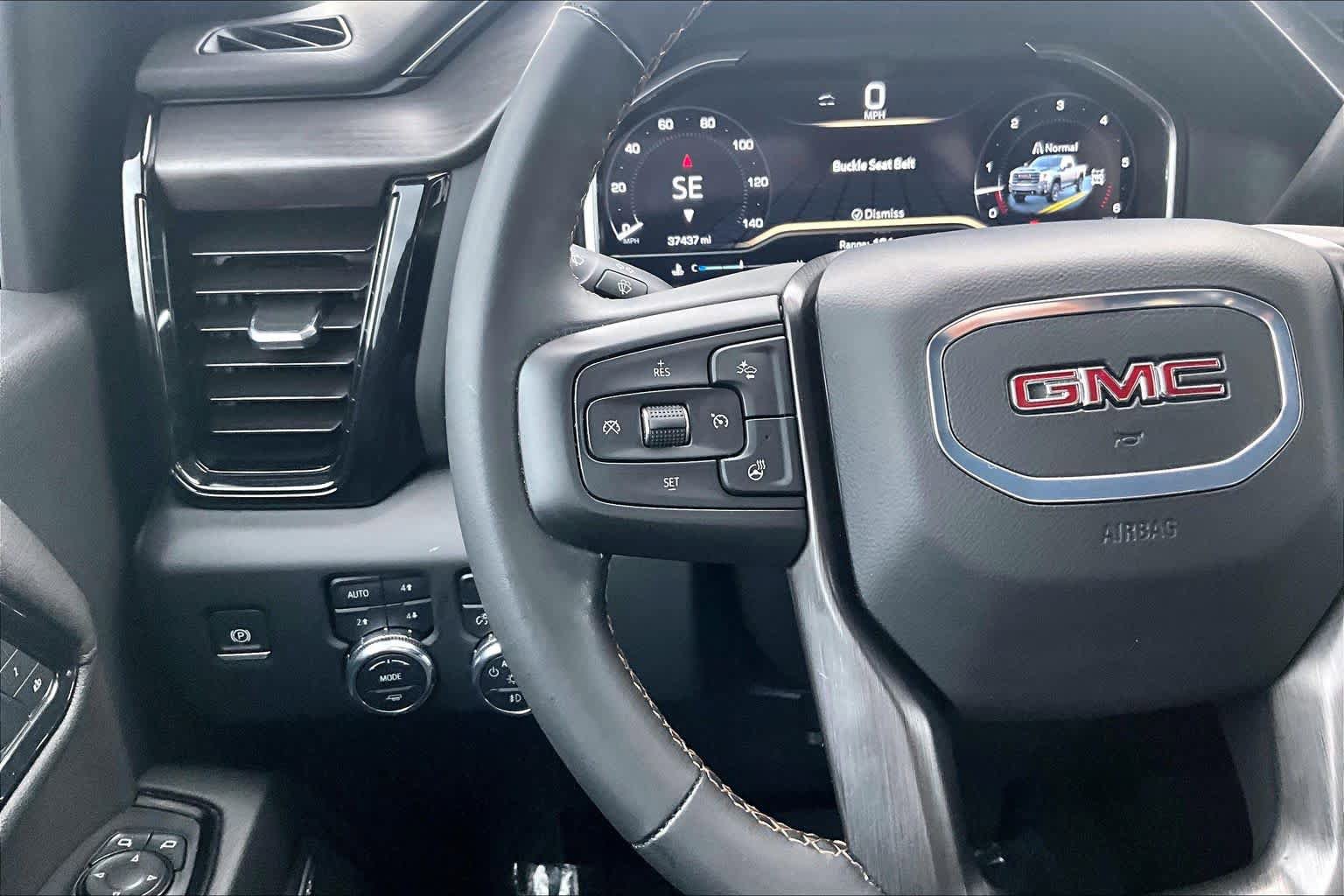 Used 2024 GMC Sierra 2500 AT4 w/ AT4 Premium Plus Package AWD/4WD image 21