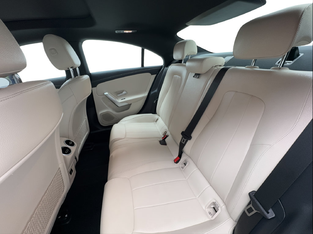 Used 2025 Mercedes-Benz CLA 250 image 25