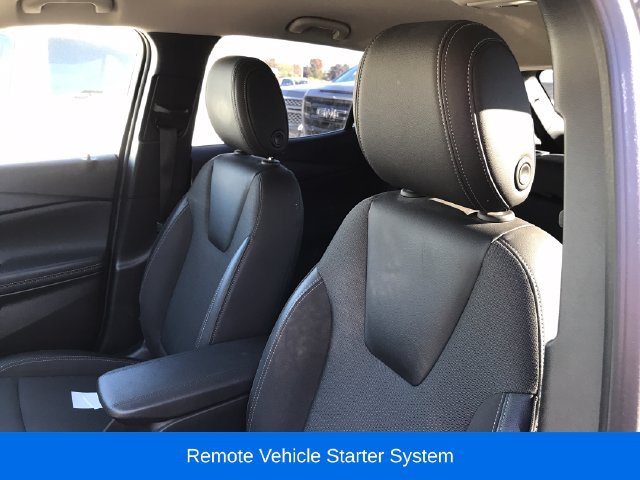Used 2024 Buick Encore GX Preferred w/ Comfort Package FWD image 4