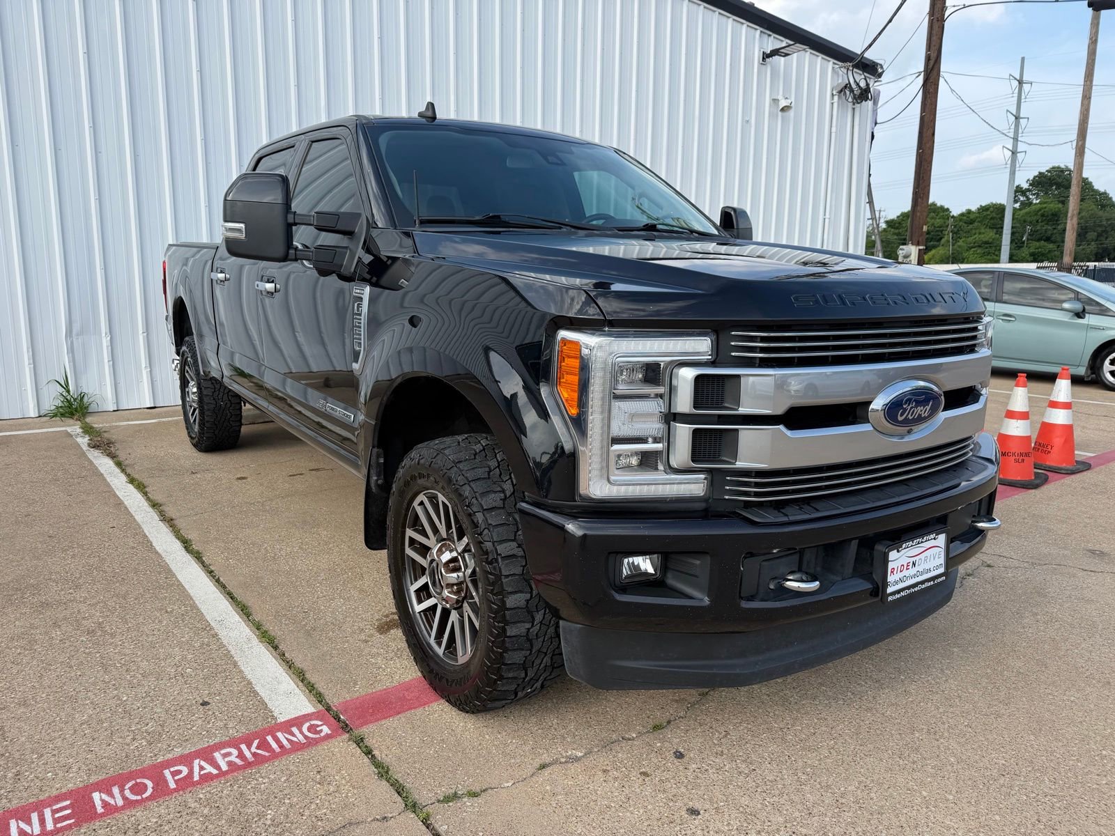 Used 2019 Ford F250 Limited w/ FX4 Off-Road Package AWD/4WD image 9