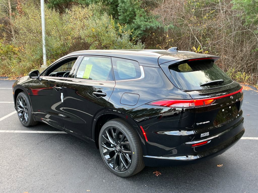 New 2025 Toyota Crown Signia w/ Advanced Technology Package image 3