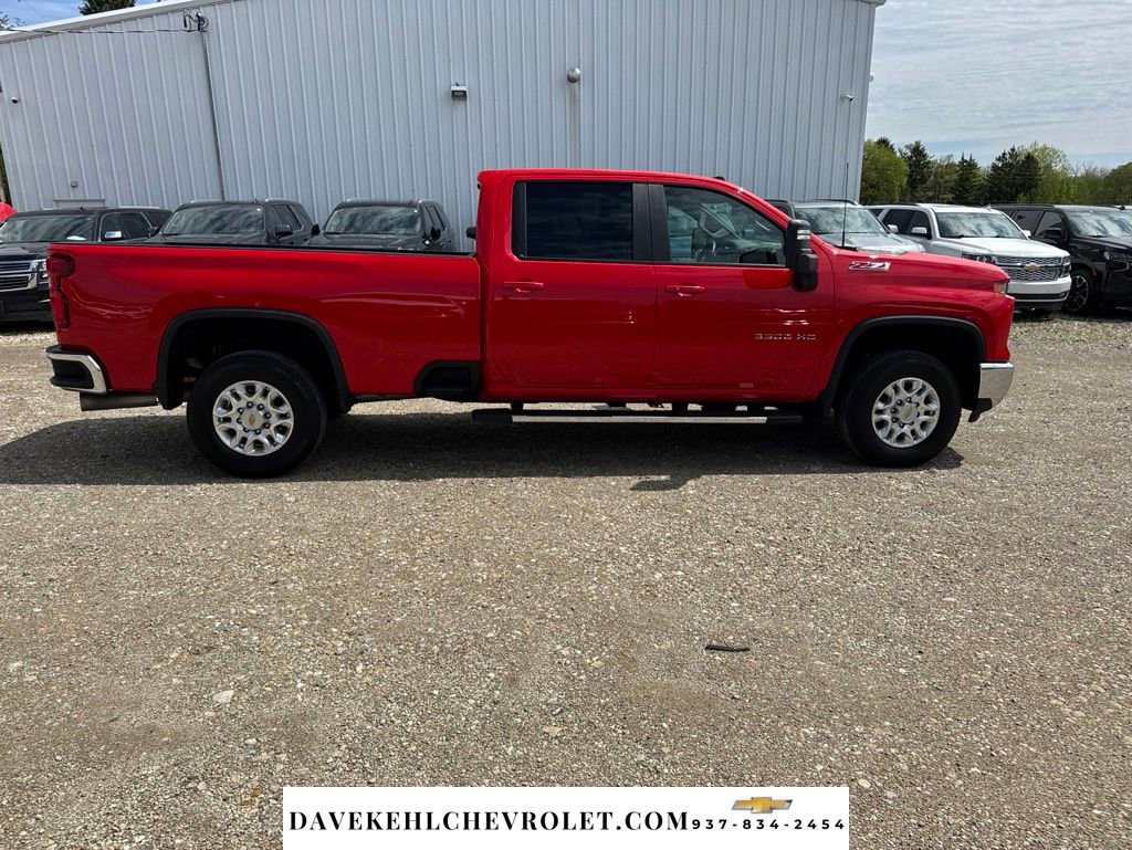 Used 2025 Chevrolet Silverado 3500 LT w/ All Star Edition AWD/4WD image 8