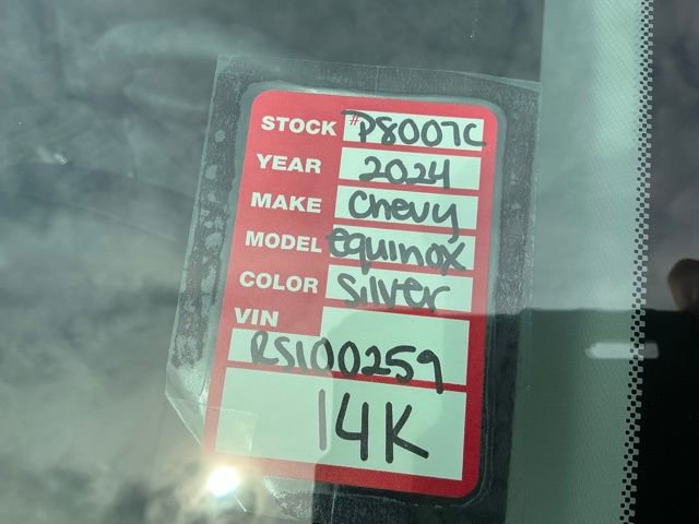 Used 2024 Chevrolet Equinox LT image 36