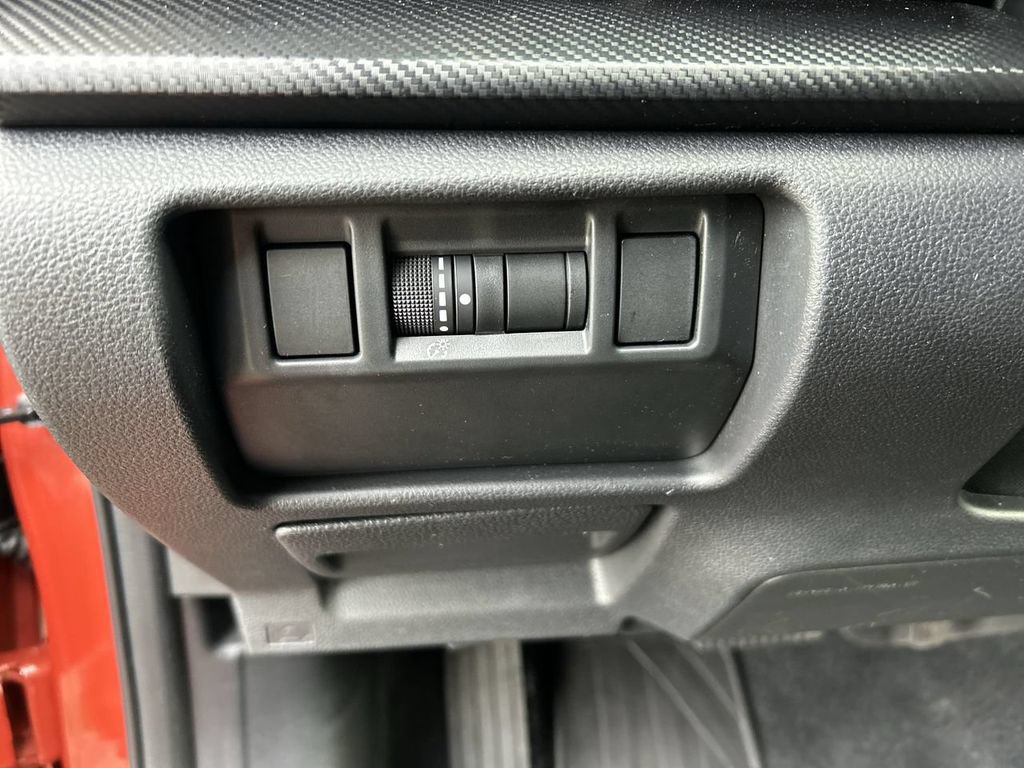 Certified 2024 Subaru Crosstrek 2.0i Premium AWD/4WD image 17