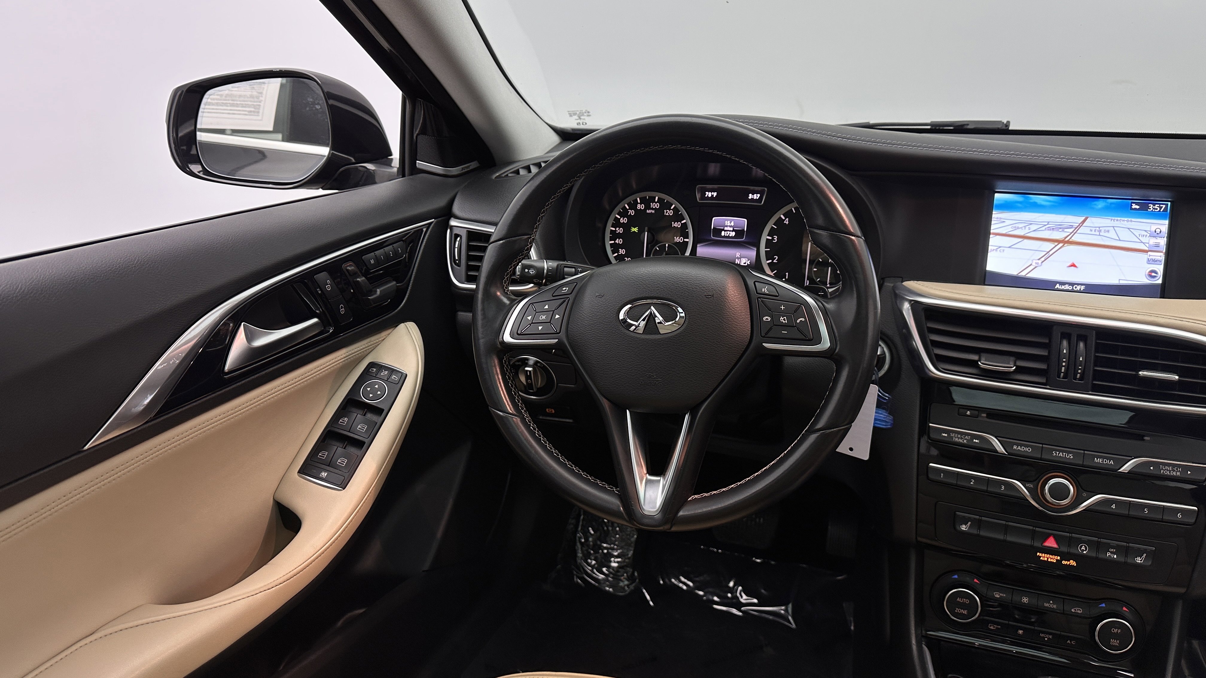 Used 2018 INFINITI QX30 Premium w/ Navigation Package FWD image 28