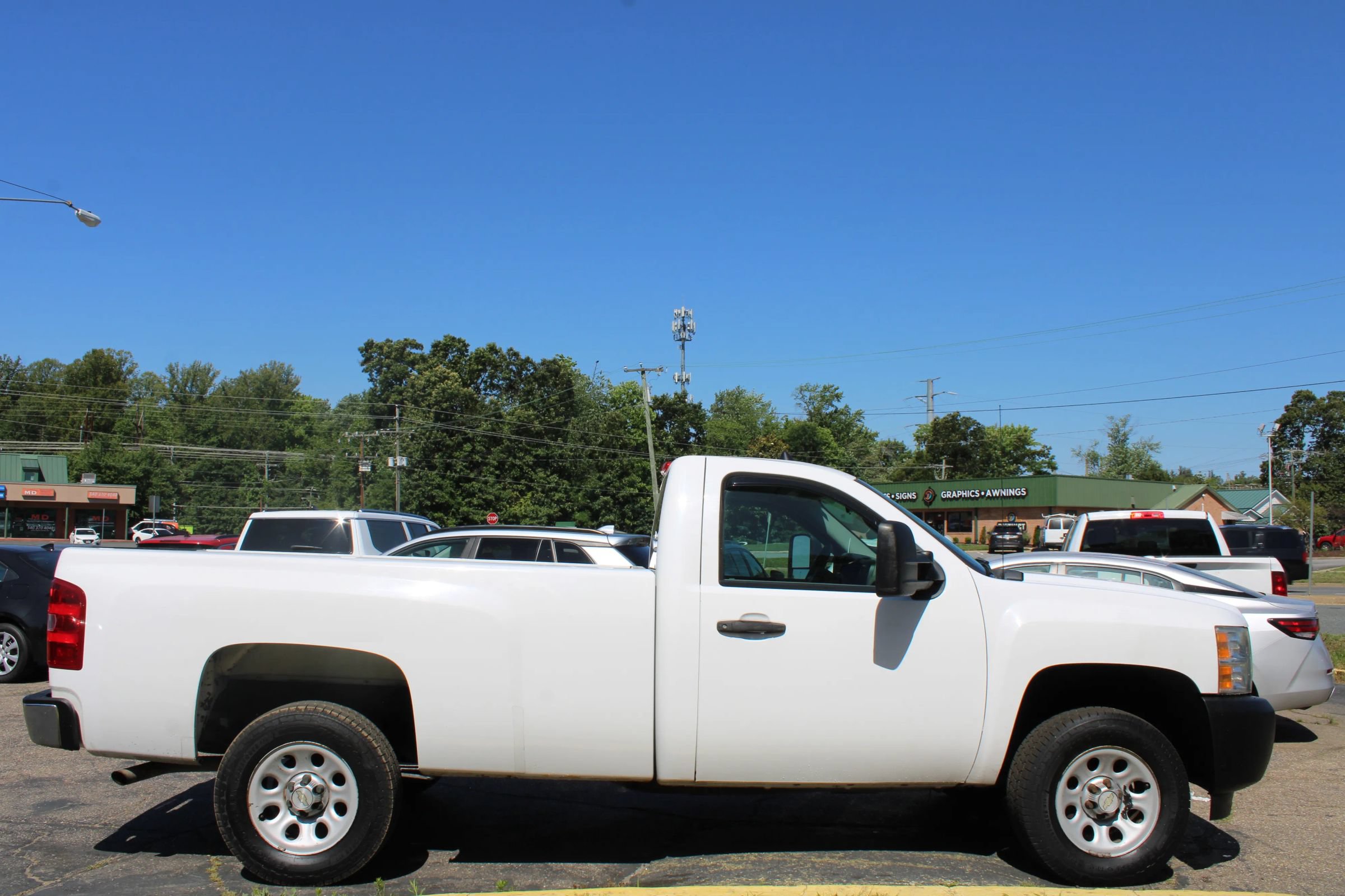 Used 2013 Chevrolet Silverado 1500 W/T RWD image 4