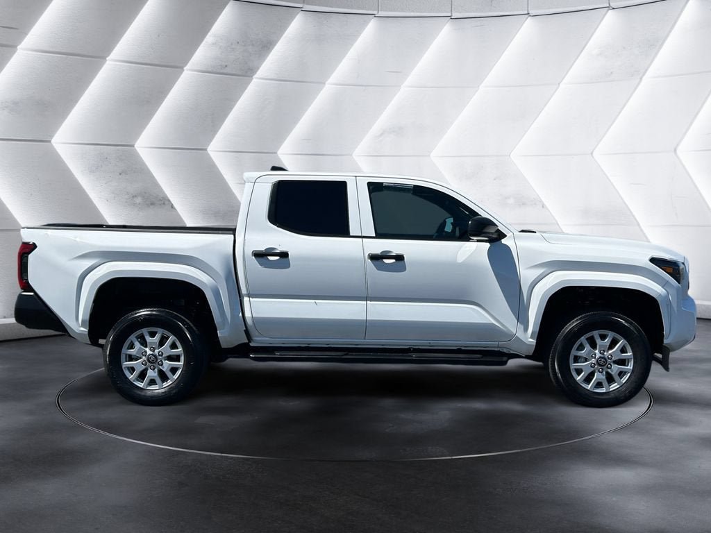 Used 2025 Toyota Tacoma SR RWD image 6