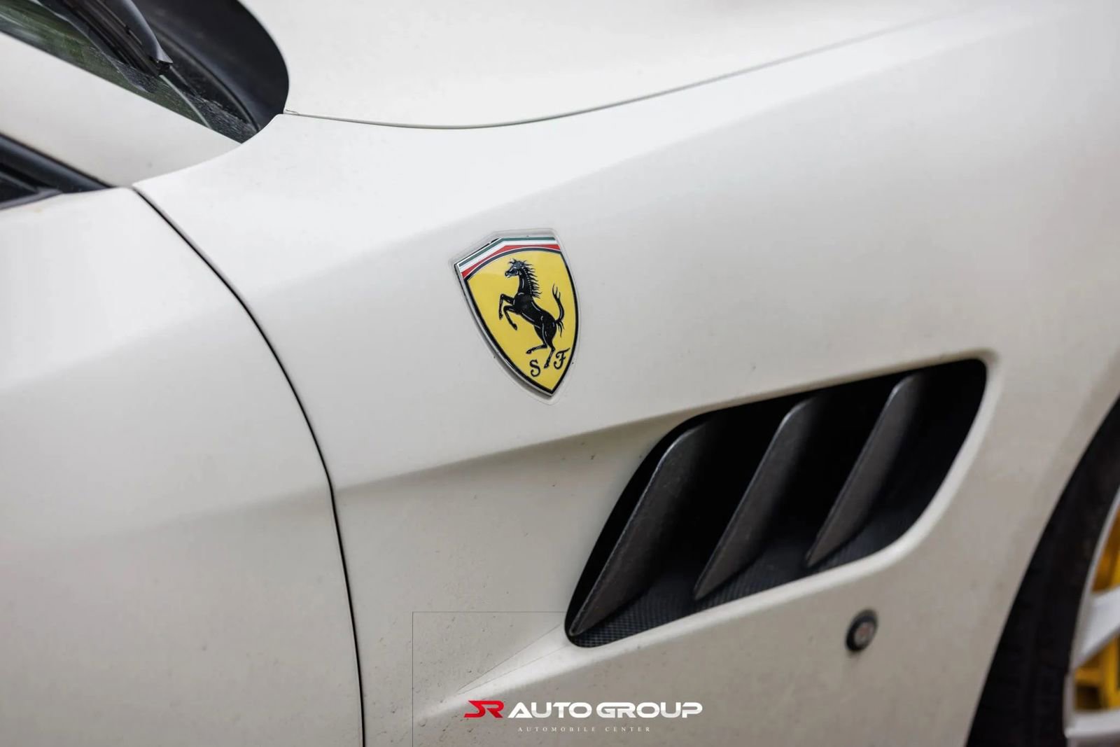 Used 2018 Ferrari GTC4Lusso T image 8