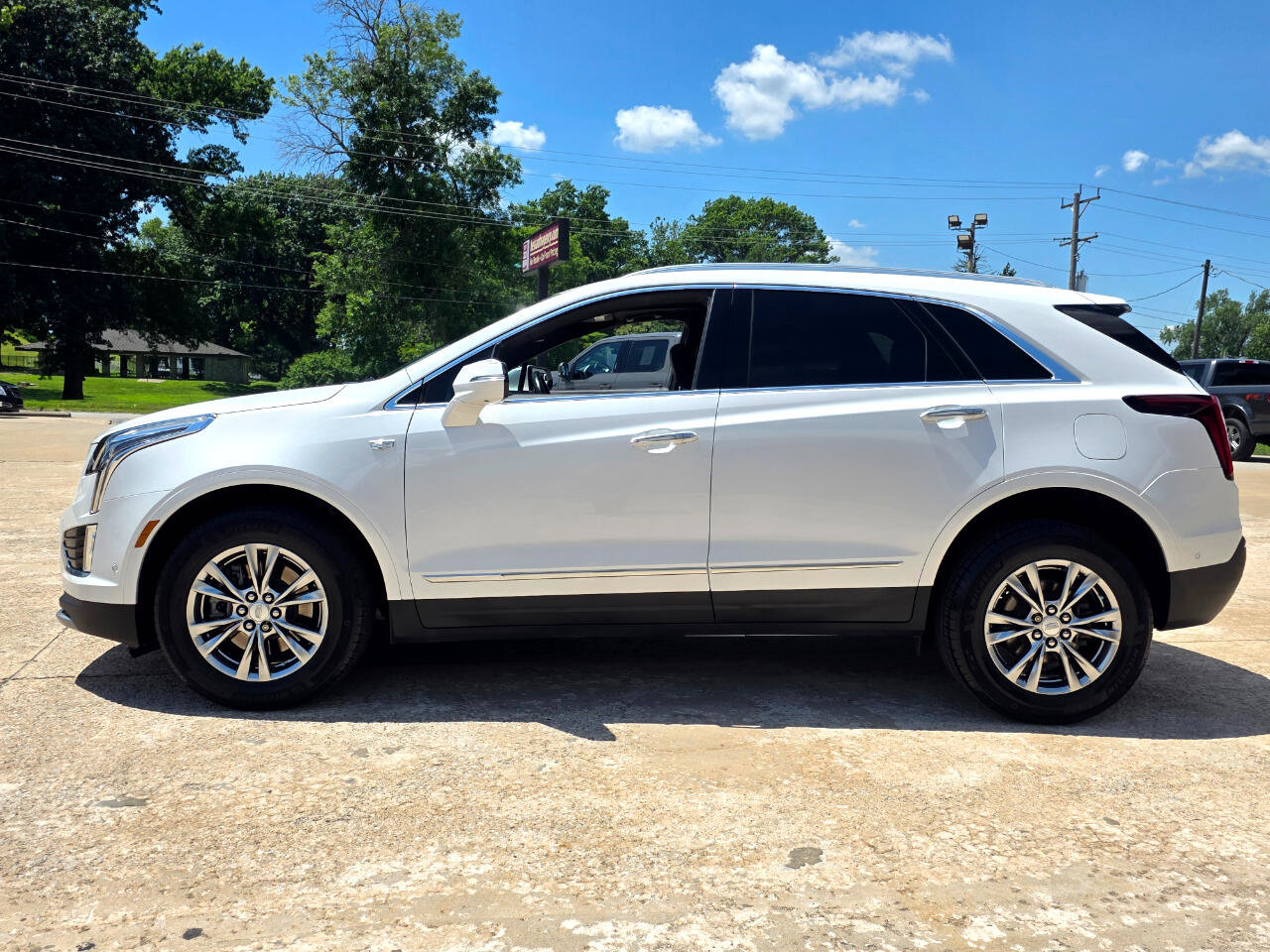 Used 2021 Cadillac XT5 Premium Luxury image 7