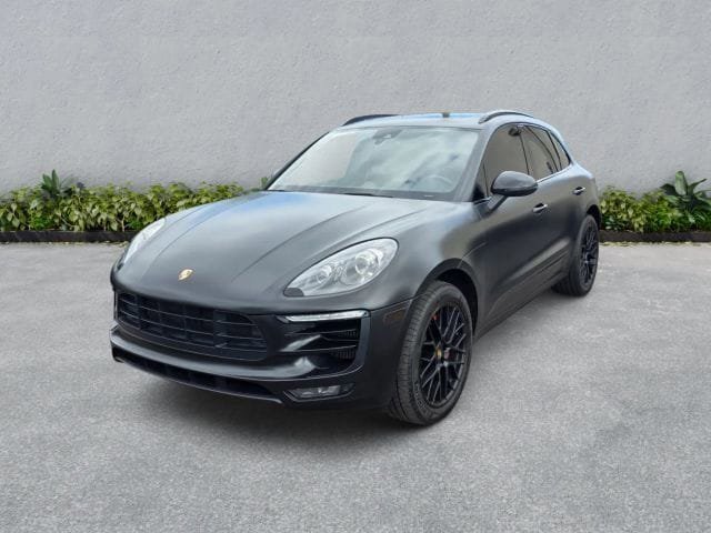 Used 2018 Porsche Macan GTS w/ Premium Package Plus AWD/4WD image 2