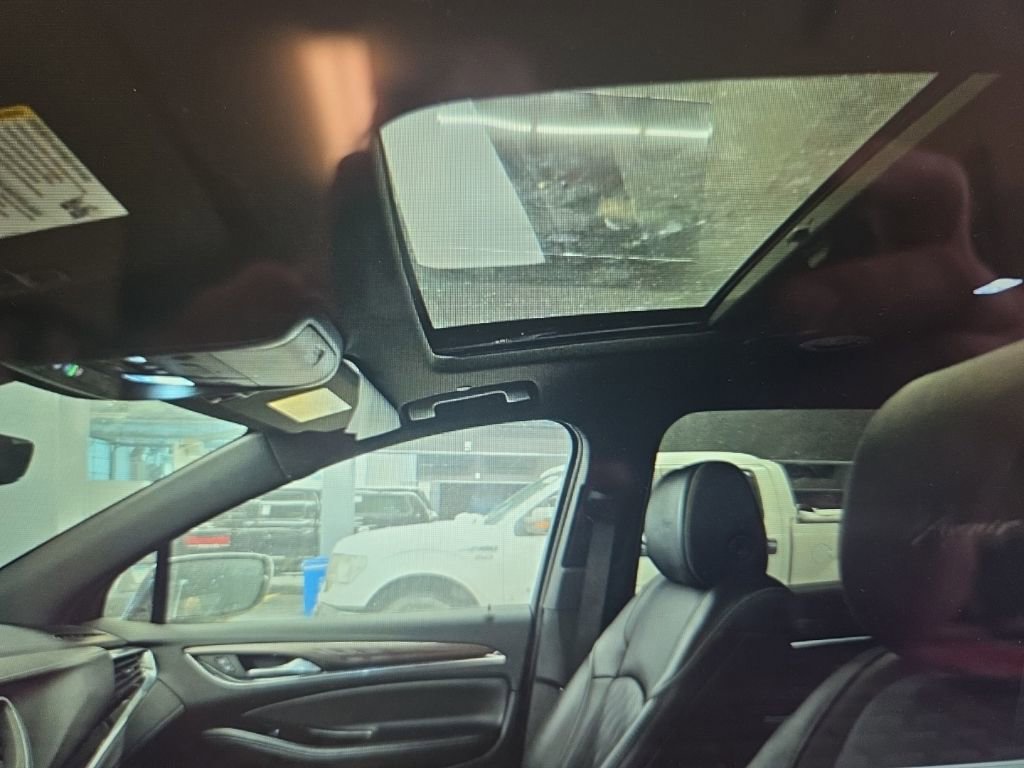 Used 2023 Buick Enclave Avenir w/ Avenir Technology Package image 10