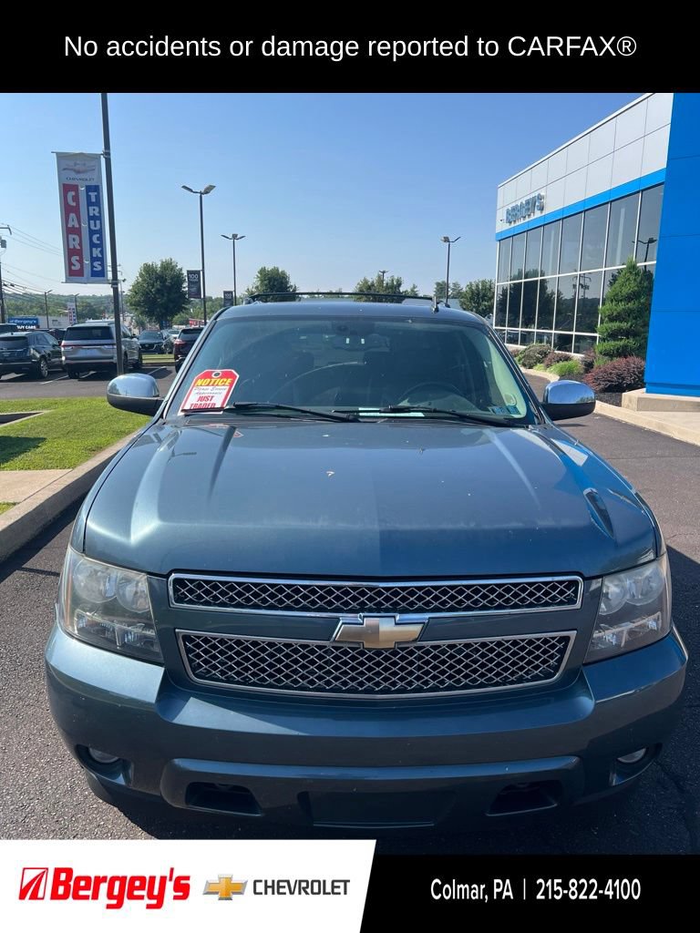 Used 2008 Chevrolet Suburban LTZ w/ LTZ Preferred Equipment Group AWD/4WD video 2