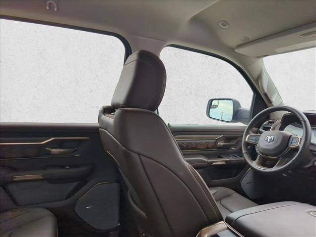 Used 2025 RAM 1500 Limited AWD/4WD image 18
