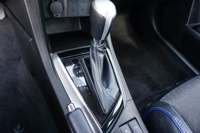 Used 2018 Toyota Corolla SE FWD image 17