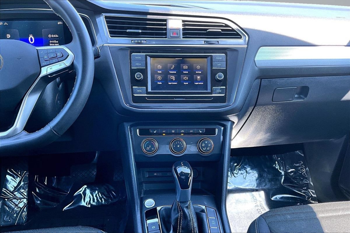 Used 2023 Volkswagen Tiguan S AWD/4WD image 24