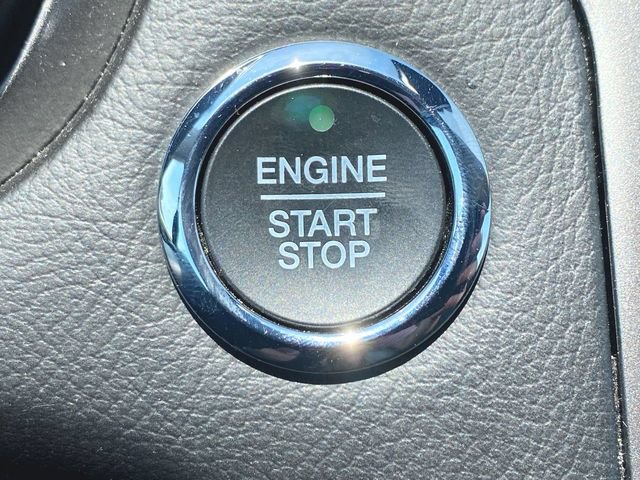 Used 2020 Ford Fusion SE AWD/4WD image 10