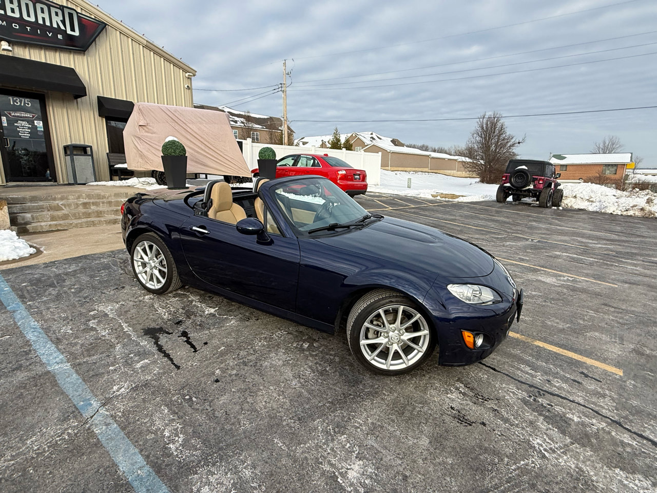 Used 2012 MAZDA MX-5 Miata Grand Touring image 16