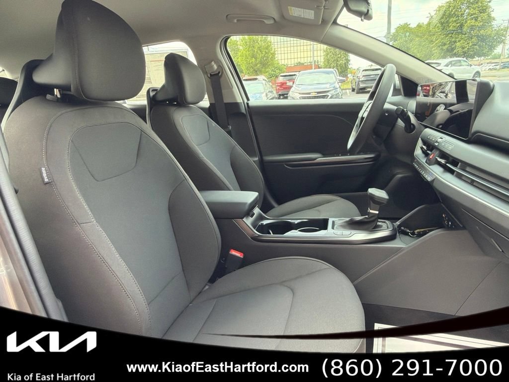 New 2026 Kia K4 FWD image 11