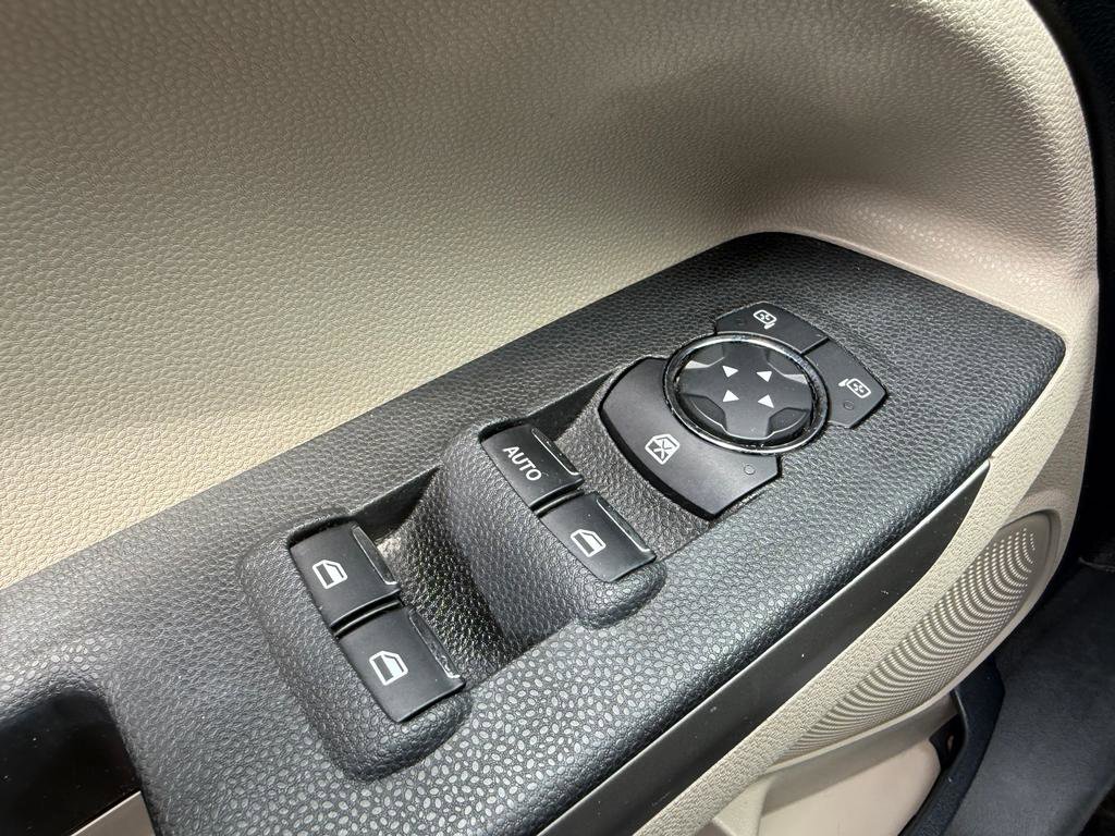 Used 2020 Ford EcoSport S FWD image 17